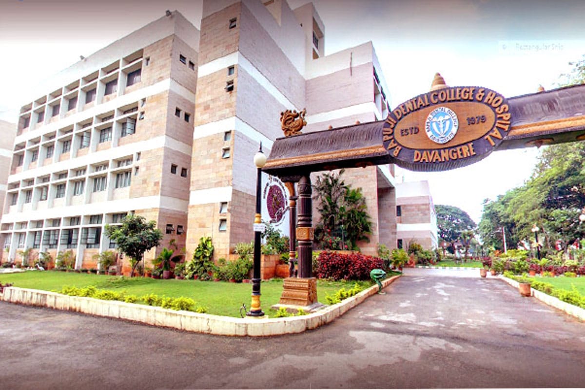 BAPUJI DENTAL COLLEGE